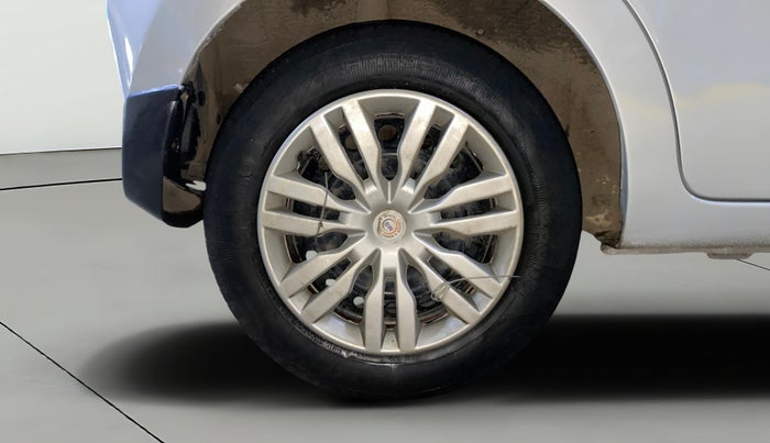 2014 Maruti Celerio VXI, Petrol, Manual, 41,089 km, Right Rear Wheel