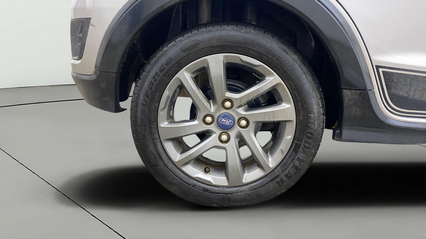 2021 Ford FREESTYLE TITANIUM 1.2 PETROL, Petrol, Manual, 28,600 km, Right Rear Wheel