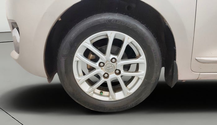 2018 Maruti Swift ZXI AMT, Petrol, Automatic, 71,192 km, Left Front Wheel