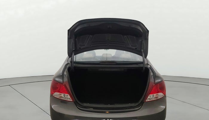 2013 Hyundai Verna FLUIDIC 1.6 VTVT SX, Petrol, Manual, 53,145 km, Boot Door Open