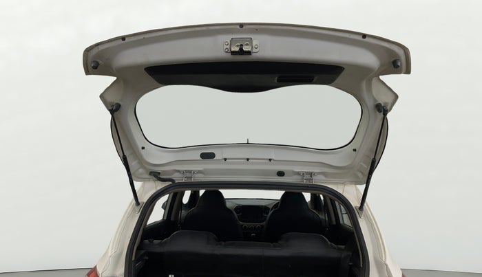 2015 Hyundai Grand i10 MAGNA 1.2 KAPPA VTVT, Petrol, Manual, 48,028 km, Boot Door Open