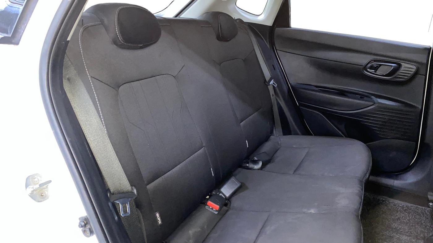 2022 Hyundai NEW I20 MAGNA 1.5 MT, Diesel, Manual, 47,457 km, Right Side Rear Door Cabin