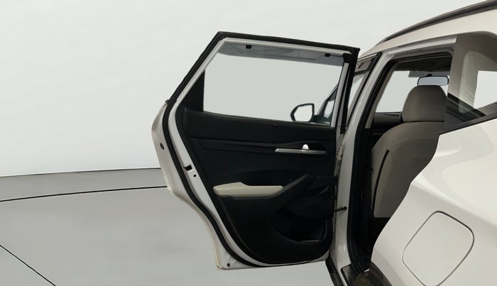 2022 KIA SELTOS HTK PLUS 1.5 IMT, Petrol, Manual, 88,718 km, LHS Rear Door