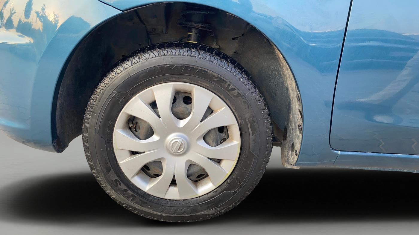 2015 Nissan Micra Active XV, Petrol, Manual, 33,490 km, Left Front Wheel
