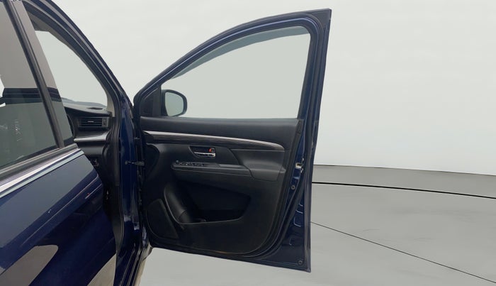 2022 Maruti XL6 ALPHA PLUS MT, Petrol, Manual, 54,553 km, RHS Front Door