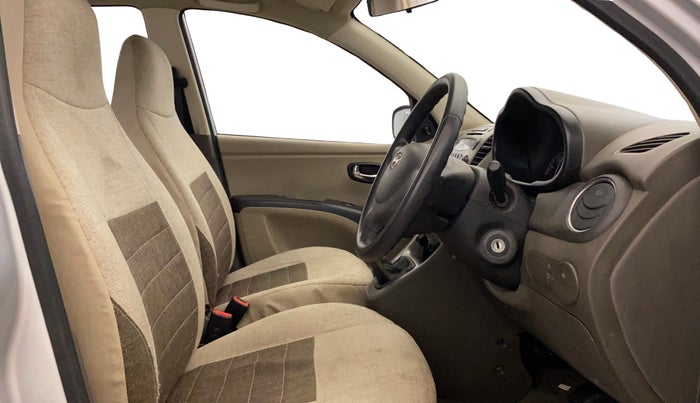 2016 Hyundai i10 SPORTZ 1.1, Petrol, Manual, 29,603 km, Right Side Front Door Cabin