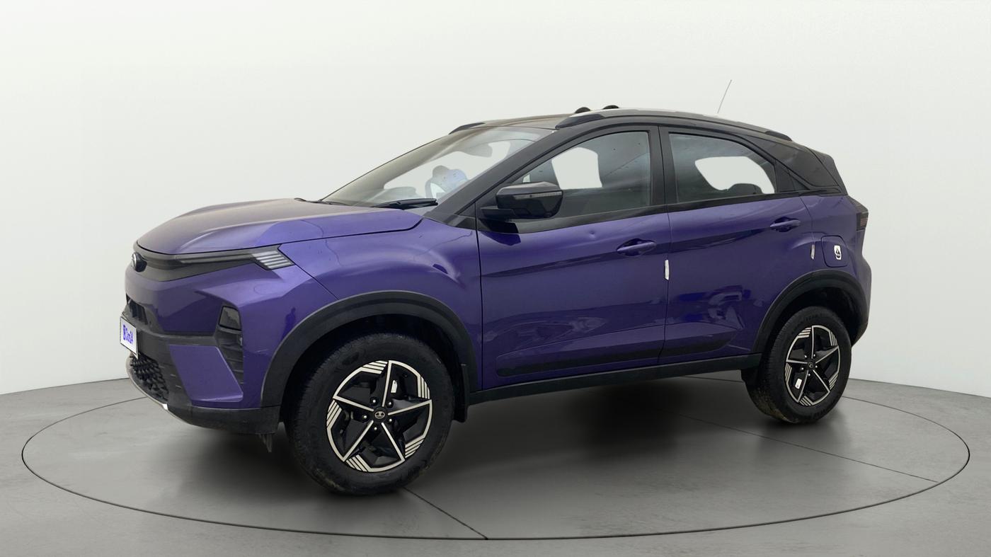 2023 Tata NEXON FEARLESS PURPLE + SUNROOF DCA DUAL TONE 1.2 PETROL, Petrol, Automatic, 29,236 km, Left Front Diagonal