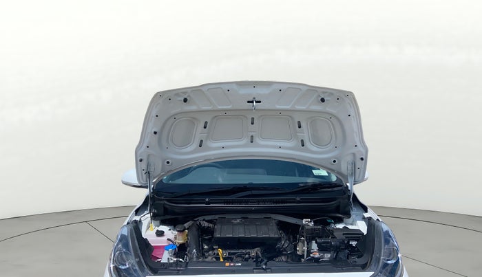 2025 Hyundai GRAND I10 NIOS MAGNA CORPORATE EDITION AMT 1.2 KAPPA VTVT, Petrol, Automatic, 2,349 km, Open Bonet