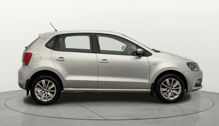 2014 Volkswagen Polo HIGHLINE1.2L, Petrol, Manual, 1,28,170 km, Right Side View