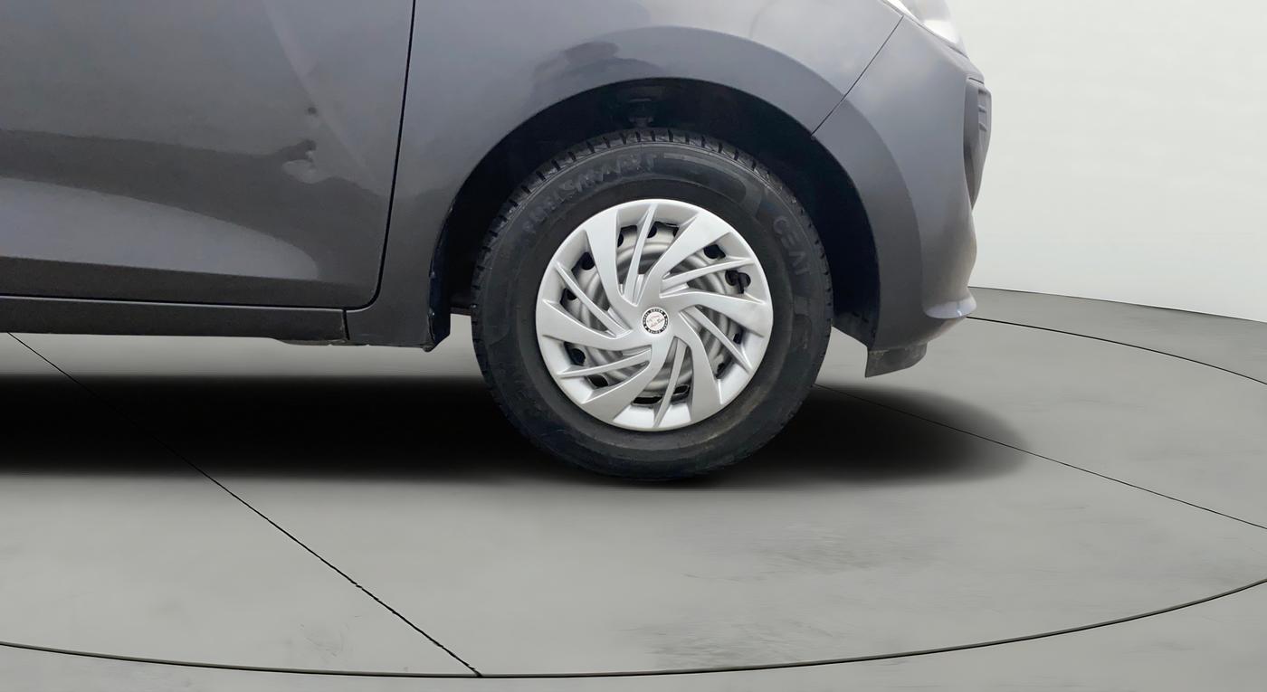 2020 Hyundai NEW SANTRO ERA EXECUTIVE, Petrol, Manual, 8,243 km, Right Front Wheel