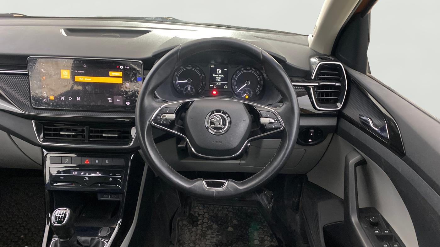 2021 Skoda KUSHAQ STYLE 1.0L TSI MT, Petrol, Manual, 42,465 km, Steering Wheel Close Up