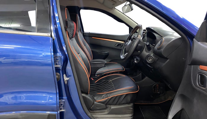 2017 Renault Kwid CLIMBER 1.0 AMT, Petrol, Automatic, 33,082 km, Right Side Front Door Cabin