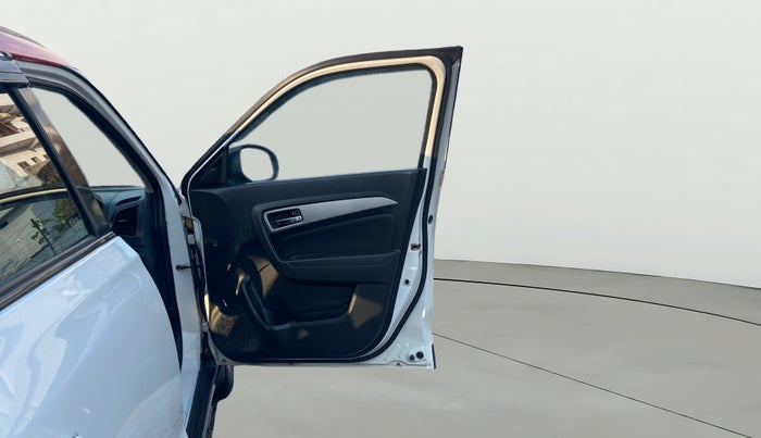 2016 Maruti Vitara Brezza ZDI PLUS, Diesel, Manual, 54,472 km, RHS Front Door