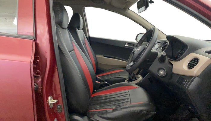 2016 Hyundai Grand i10 SPORTZ 1.2 KAPPA VTVT, Petrol, Manual, 43,513 km, Right Side Front Door Cabin