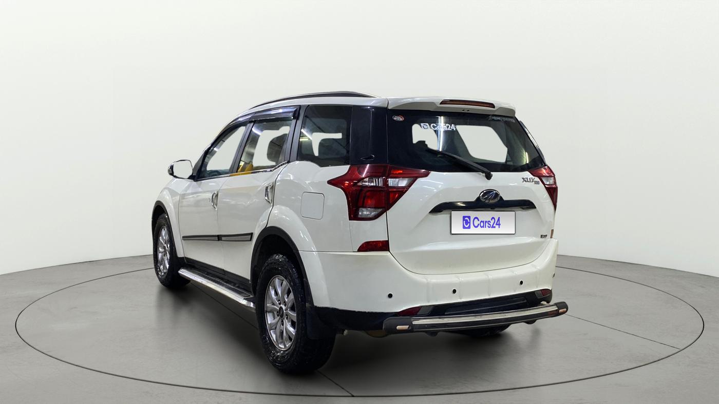 2019 Mahindra XUV500 W9, Diesel, Manual, 77,303 km, Left Back Diagonal