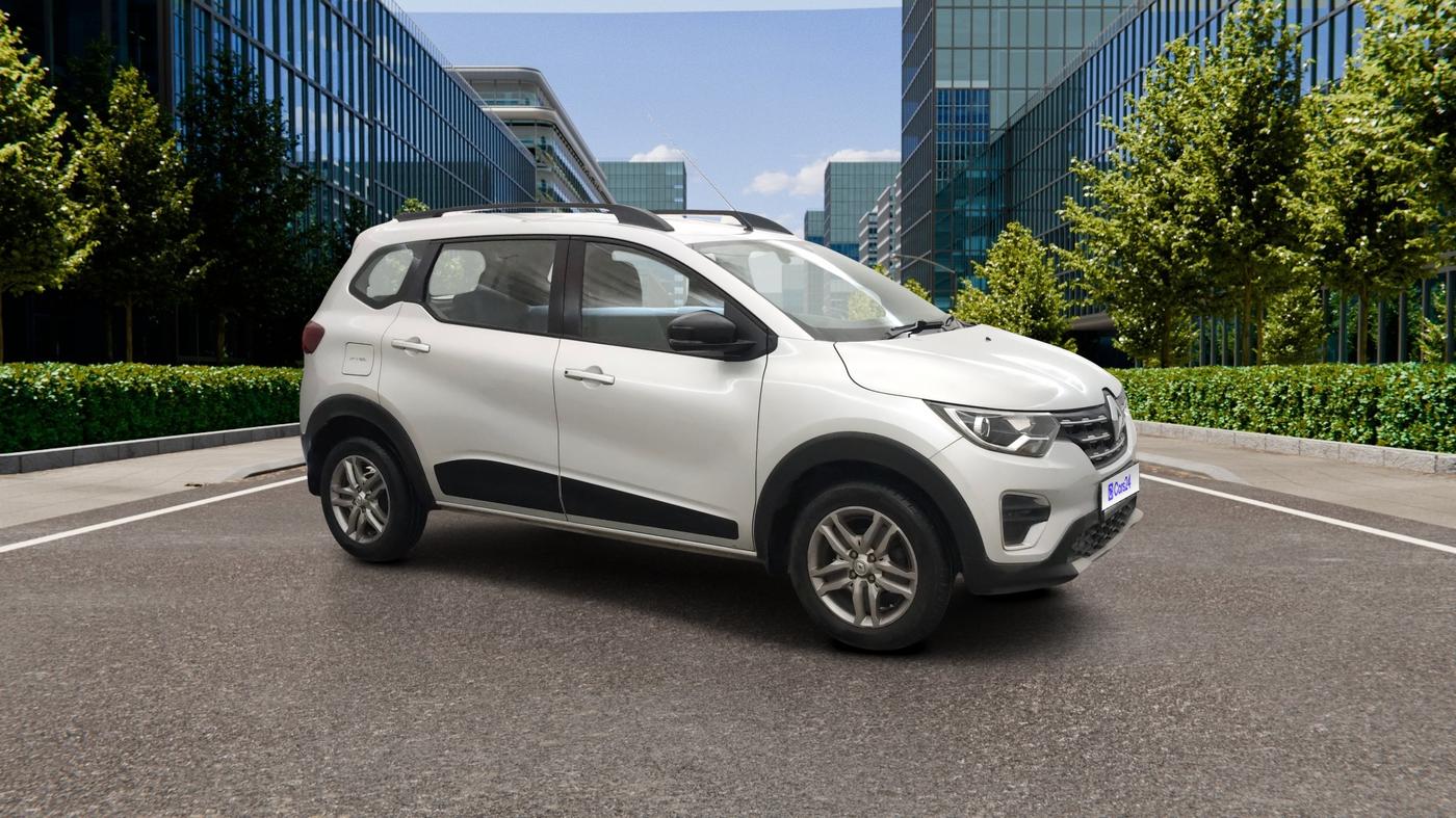 2022 Renault TRIBER RXZ, Petrol, Manual, 38,872 km, Right Front Diagonal