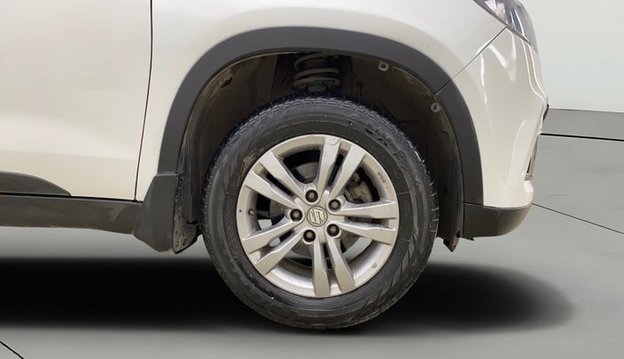 2016 Maruti Vitara Brezza ZDI PLUS, Diesel, Manual, 70,966 km, Right Front Wheel