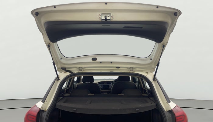 2018 Hyundai Elite i20 ASTA 1.2, Petrol, Manual, 46,228 km, Boot Door Open