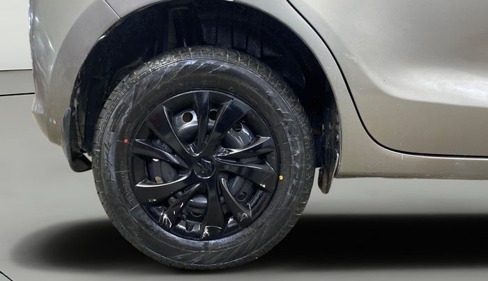 2022 Maruti Swift VXI AMT, Petrol, Automatic, 37,832 km, Right Rear Wheel