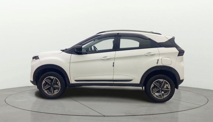 2023 Tata NEXON CREATIVE+ SUNROOF AMT 1.2 PETROL, Petrol, Automatic, 33,371 km, Left Side