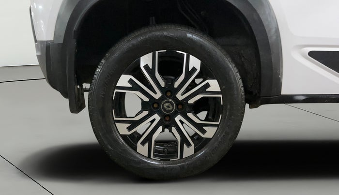 2022 Renault Kiger RXZ MT, Petrol, Manual, 33,351 km, Right Rear Wheel