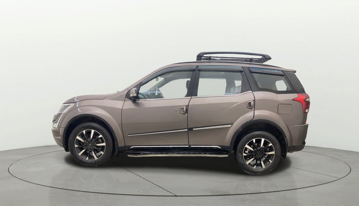 2018 Mahindra XUV500 W11 AT, Diesel, Automatic, 84,090 km, Left Side