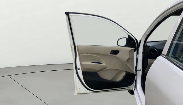 2021 Hyundai NEW SANTRO MAGNA, Petrol, Manual, 26,487 km, LHS Front Door