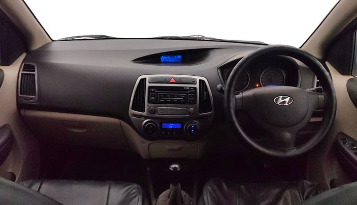 2013 Hyundai i20 MAGNA 1.2, Petrol, Manual, 77,604 km, Dashboard