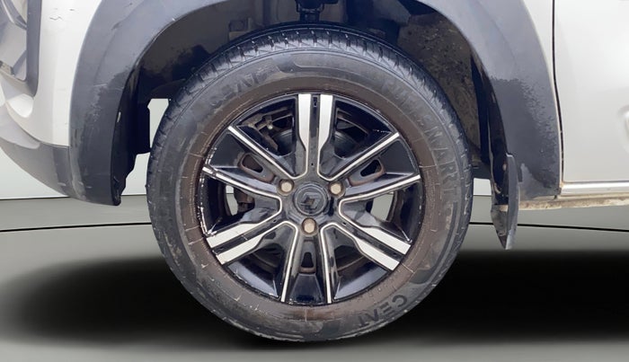 2022 Renault Kwid CLIMBER MT 1.0, Petrol, Manual, 21,549 km, Left Front Wheel