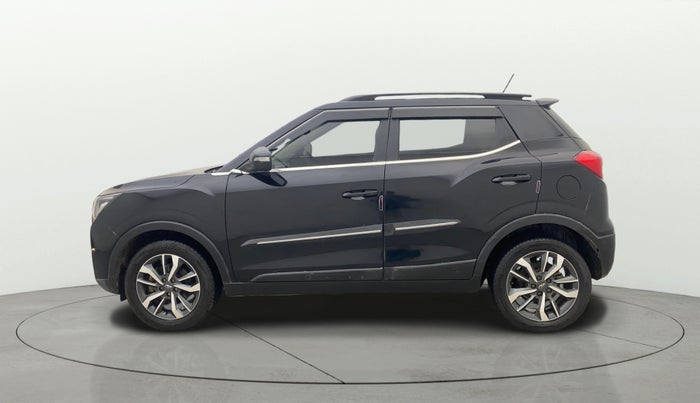 2021 Mahindra XUV300 W8 (O) 1.2 PETROL, Petrol, Manual, 82,584 km, Left Side
