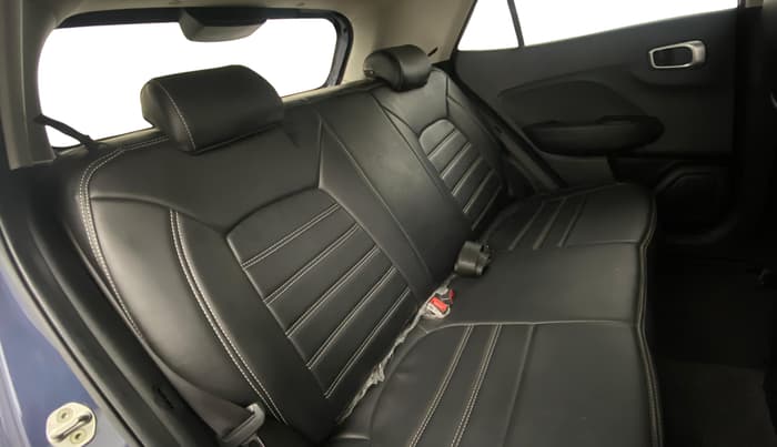 2021 Hyundai VENUE SX 1.0 TURBO IMT, Petrol, Manual, 34,386 km, Right Side Rear Door Cabin