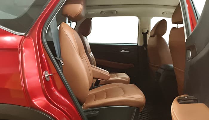 2021 MG HECTOR PLUS SHARP 1.5 PETROL TURBO CVT 6-STR, Petrol, Automatic, 68,381 km, Right Side Rear Door Cabin