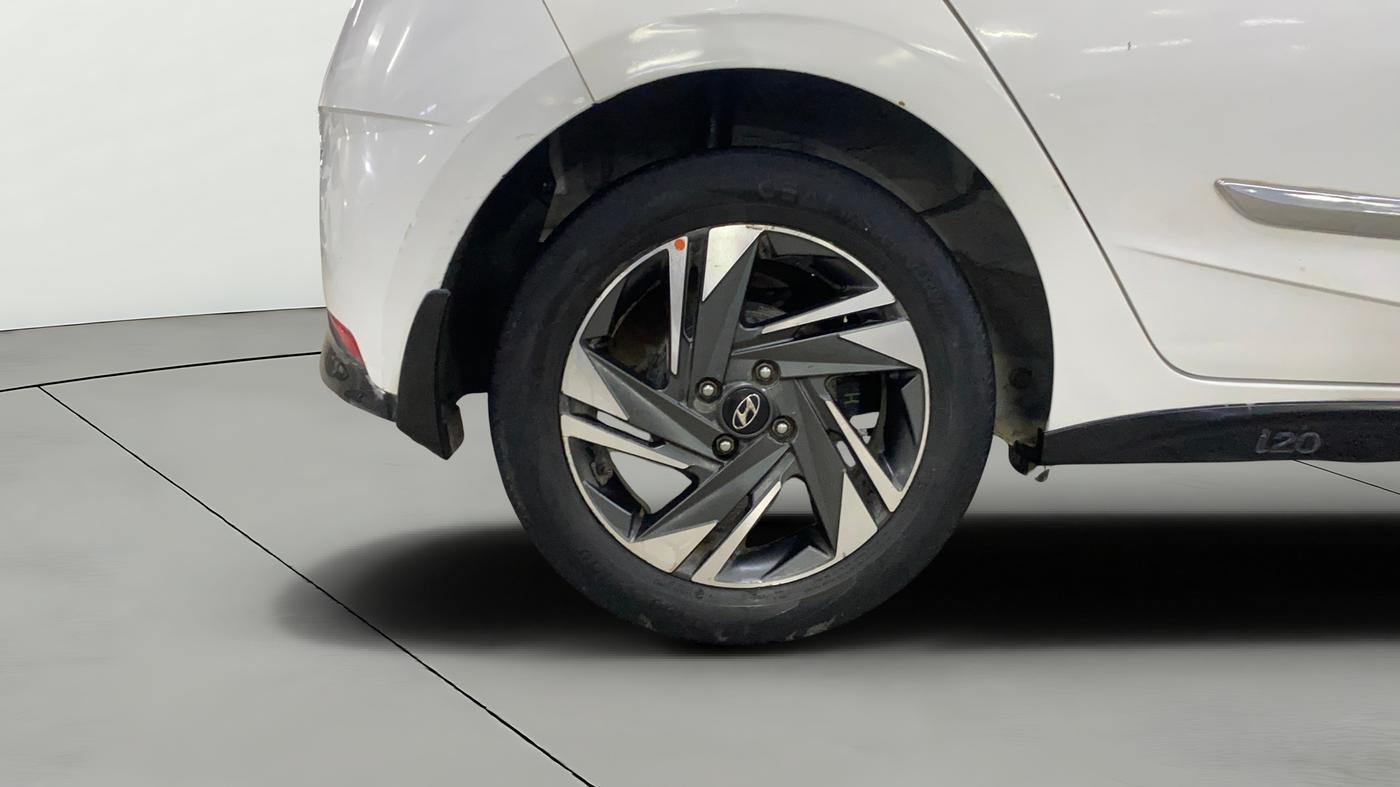 2020 Hyundai NEW I20 ASTA 1.2 MT, Petrol, Manual, 71,461 km, Right Rear Wheel