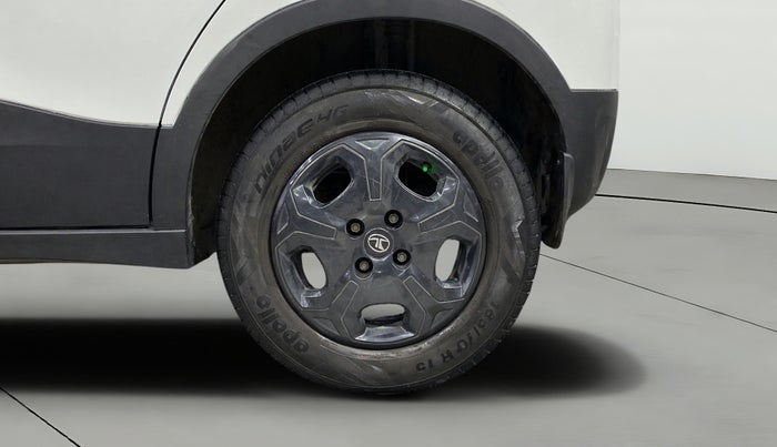 2023 Tata PUNCH ACCOMPLISHED MT, Petrol, Manual, 44,208 km, Left Rear Wheel