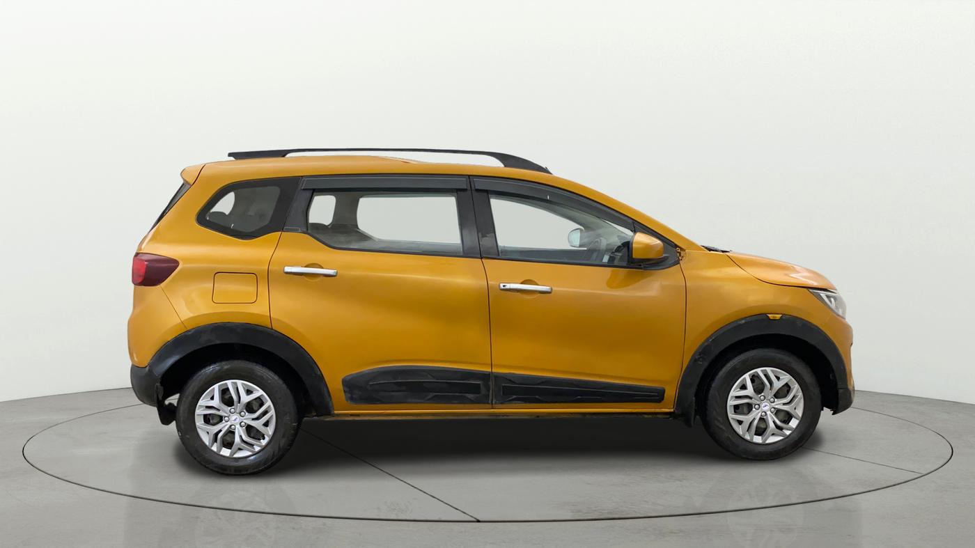 2019 Renault TRIBER RXT, CNG, Manual, 61,353 km, Right Side View