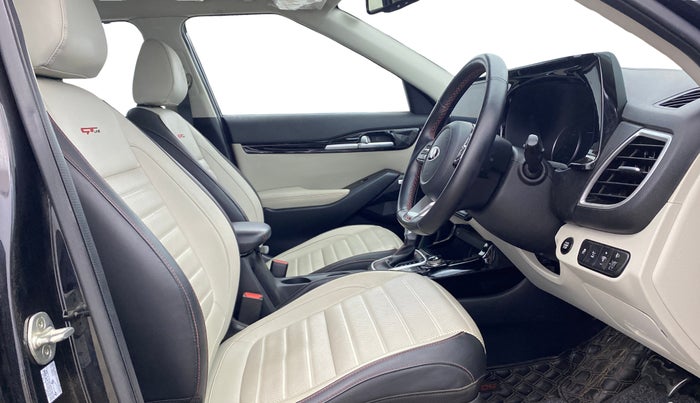 2019 KIA SELTOS GTX PLUS DCT 1.4 PETROL, Petrol, Automatic, 39,819 km, Right Side Front Door Cabin