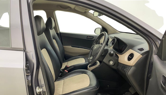 2017 Hyundai Grand i10 MAGNA AT 1.2 KAPPA VTVT, Petrol, Automatic, 33,435 km, Right Side Front Door Cabin