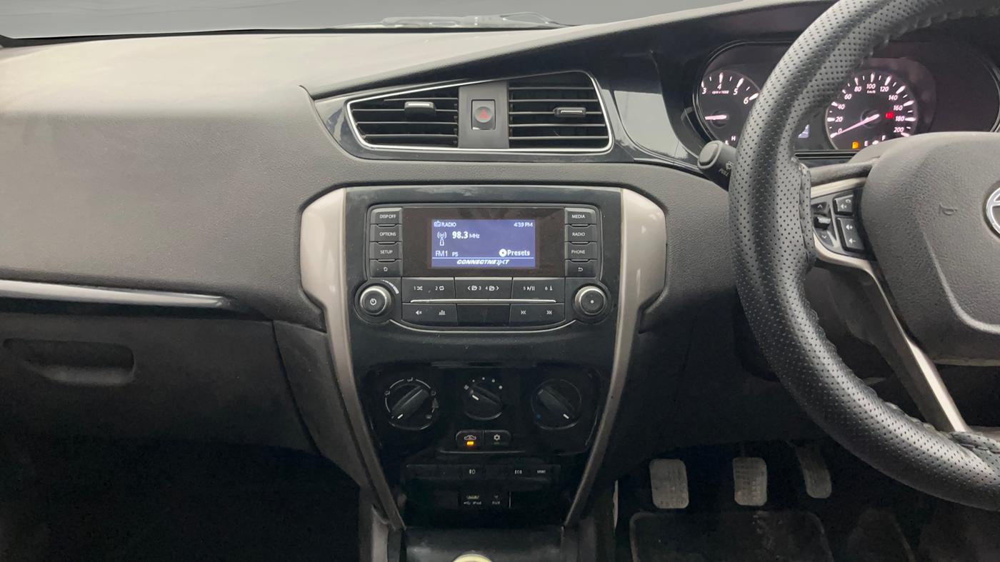 2015 Tata Bolt XM REVOTRON, Petrol, Manual, 77,280 km, Air Conditioner