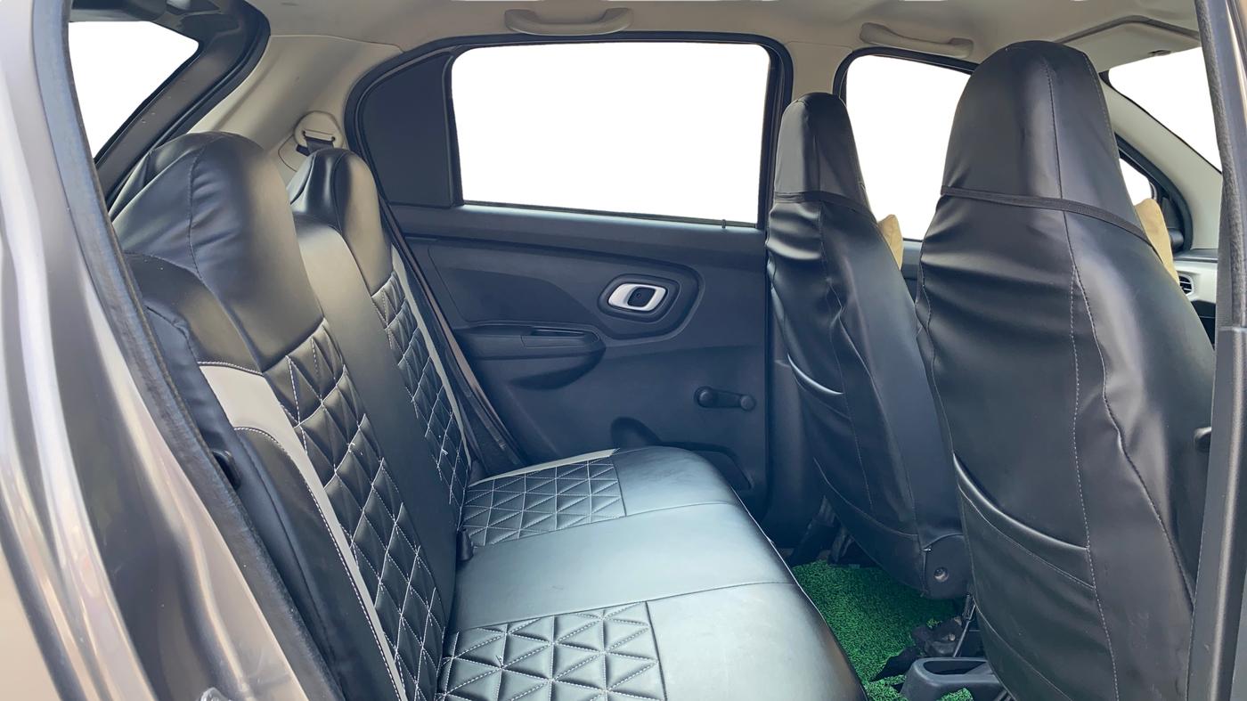 2021 Datsun Redi Go T, Petrol, Manual, 27,556 km, Right Side Rear Door Cabin