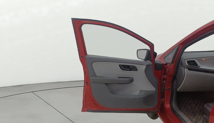 2020 Tata ALTROZ XT PETROL, Petrol, Manual, 56,124 km, LHS Front Door