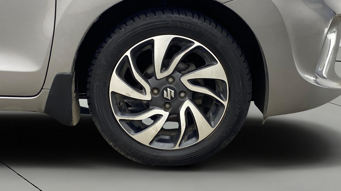2020 Maruti Baleno ALPHA CVT PETROL 1.2, Petrol, Automatic, 37,291 km, Right Front Wheel