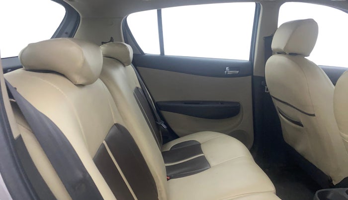 2014 Hyundai Elite i20 SPORTZ 1.2, Petrol, Manual, 92,759 km, Right Side Rear Door Cabin