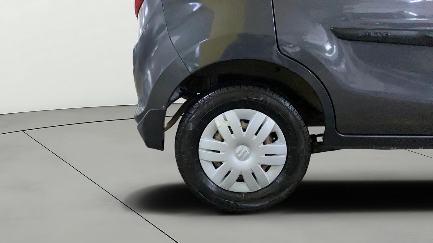 2020 Maruti Alto VXI, Petrol, Manual, 49,616 km, Right Rear Wheel