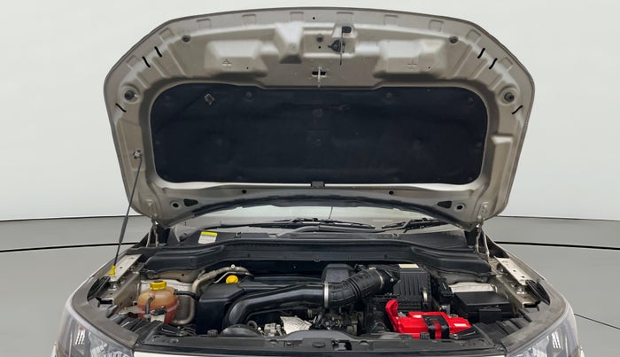 2021 Mahindra XUV300 W6 1.5 Sunroof Diesel, Diesel, Manual, 71,527 km, Open Bonet