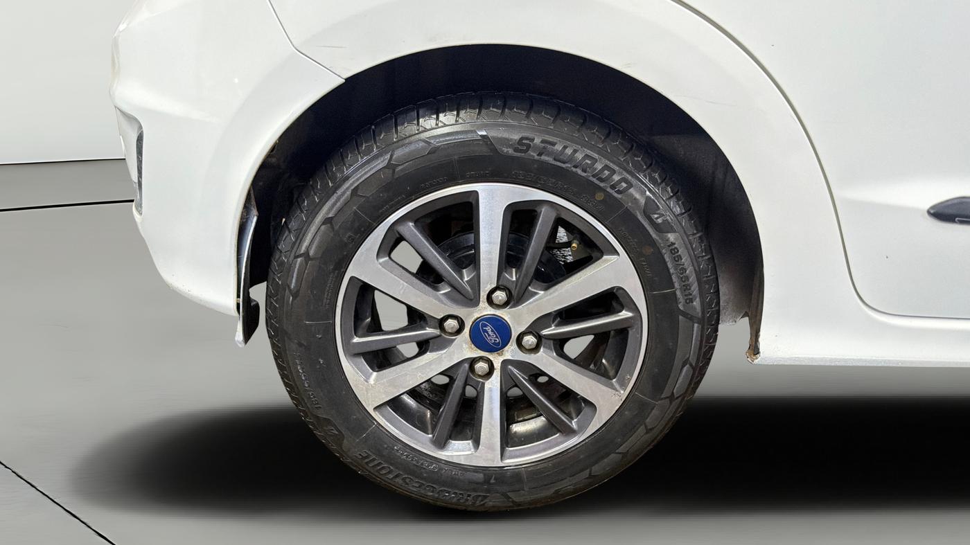 2021 Ford New Figo TITANIUM PLUS 1.2 PETROL AT, Petrol, Automatic, 69,969 km, Right Rear Wheel