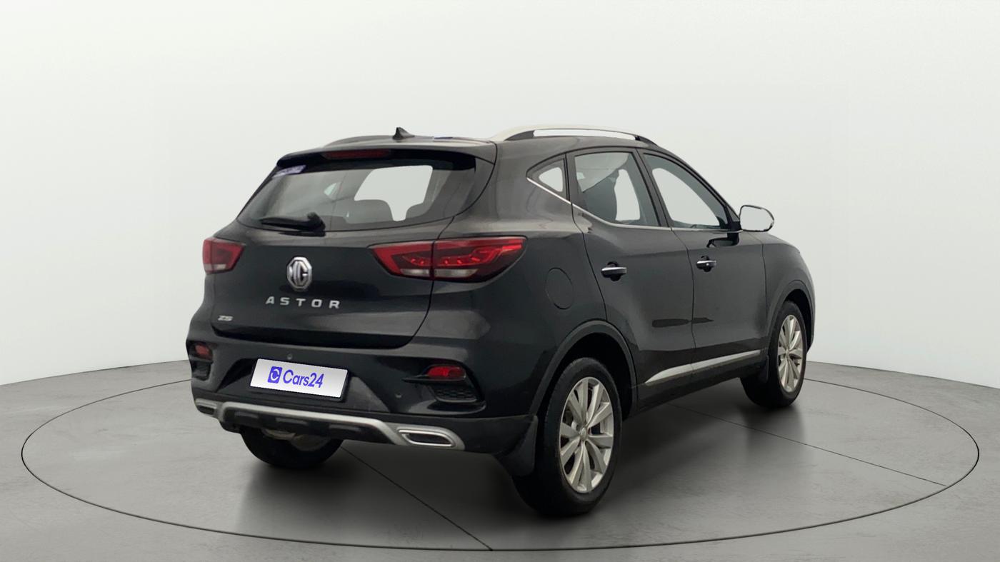 2024 MG ASTOR Select 1.5 CVT (Ivory), Petrol, Automatic, 16,501 km, Right Back Diagonal