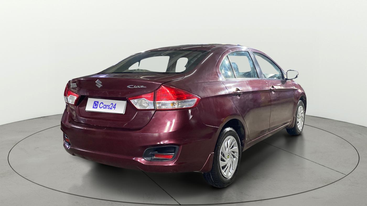 2015 Maruti Ciaz VDI SHVS, Diesel, Manual, 97,225 km, Right Back Diagonal