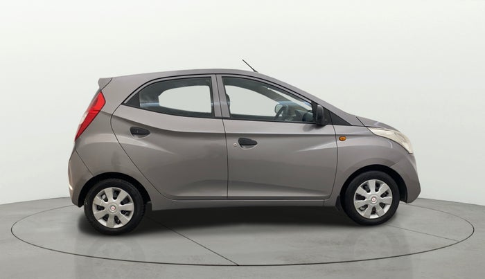 2013 Hyundai Eon MAGNA +, Petrol, Manual, 93,032 km, Right Side View
