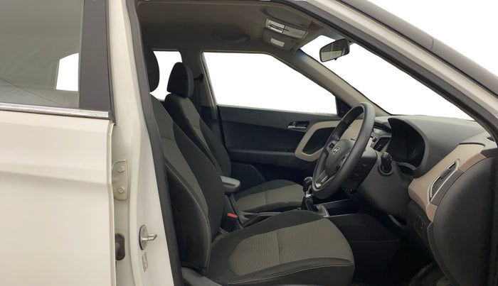 2015 Hyundai Creta SX PLUS 1.6 PETROL, Petrol, Manual, 69,803 km, Right Side Front Door Cabin