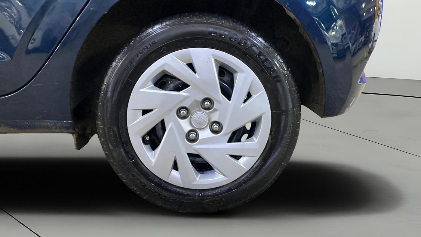 2025 Hyundai GRAND I10 NIOS MAGNA 1.2 KAPPA VTVT, Petrol, Manual, 2,243 km, Left Rear Wheel